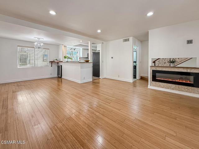 14715 Saticoy Street, Van Nuys CA: https://media.crmls.org/mediaz/f9413614-6ed5-4dee-8d87-3b30c8bc0630.jpg