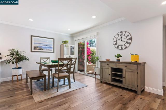 341 Scottsdale Rd., Pleasant Hill CA: https://media.crmls.org/mediaz/f9416d79-630a-4441-9972-13b1da496761.jpg