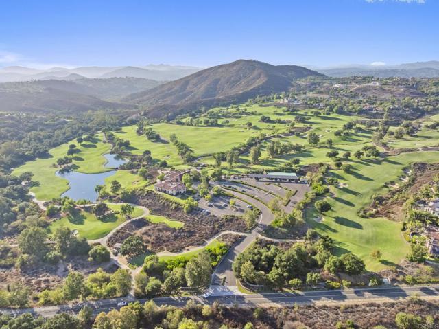 18010 Sunset Point Road, Poway CA: https://media.crmls.org/mediaz/f941dabc-e056-4658-98fb-157453c4f4c2.jpg