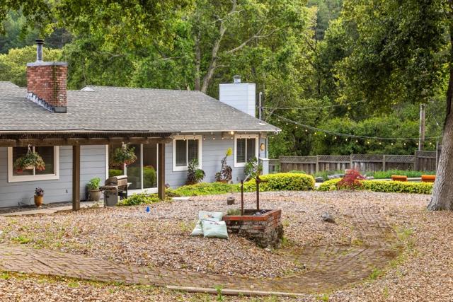 18301 Idylwild Road, Los Gatos CA: https://media.crmls.org/mediaz/f941f953-2f43-4b6c-9a44-c992d6816c89.jpg
