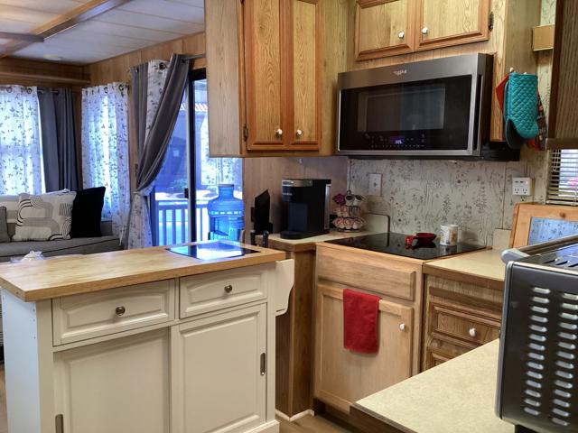69801 Ramon Road, Cathedral City CA: https://media.crmls.org/mediaz/f942472f-a49a-4926-b0b7-2f681256f640.jpg