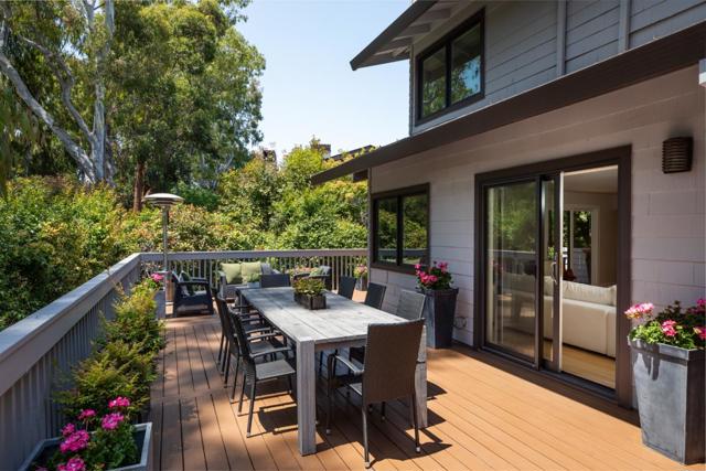 1330 Trinity Drive, Menlo Park CA: https://media.crmls.org/mediaz/f9424bf5-f56b-4c0b-81fe-a14c4af94022.jpg