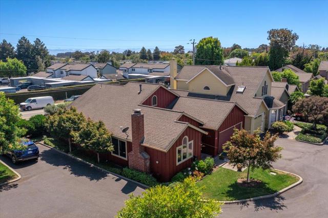 4214 Gull Cove Way, Capitola CA: https://media.crmls.org/mediaz/f942785e-4615-4c4e-9cdd-8c1bec84f3a1.jpg