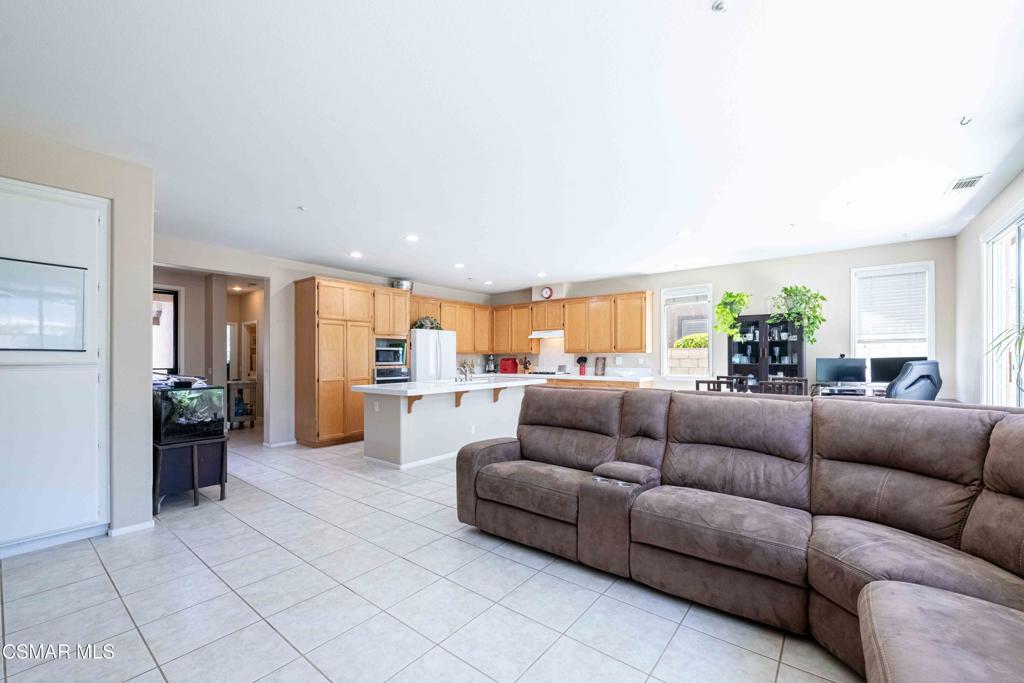 MLS #225003042 image #6