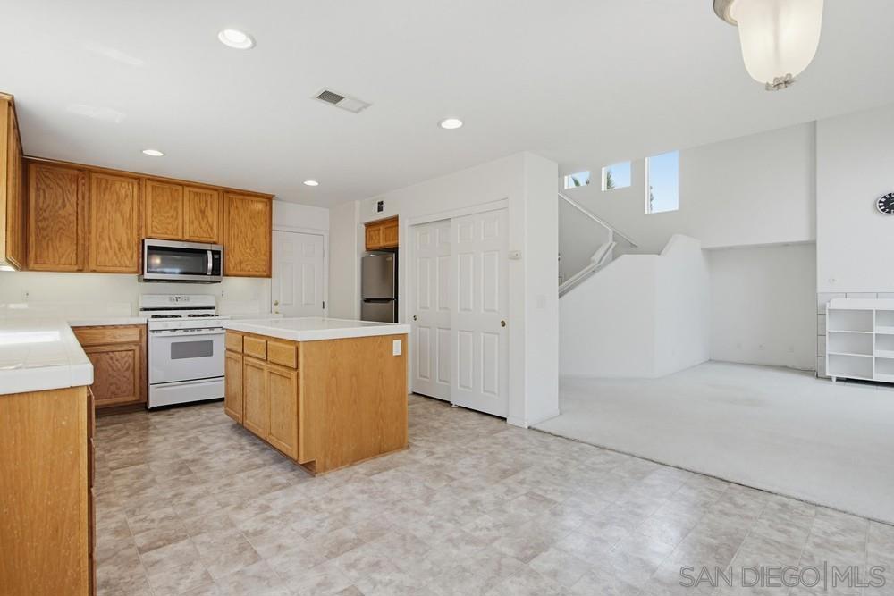 8355 Jade Coast - photo 11