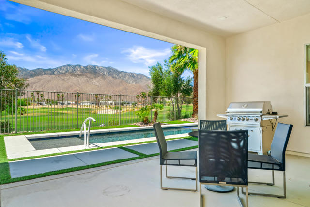 1325 Passage Street, Palm Springs CA: https://media.crmls.org/mediaz/f94361c2-2eab-4d84-adf8-34f1cbc7df69.jpg