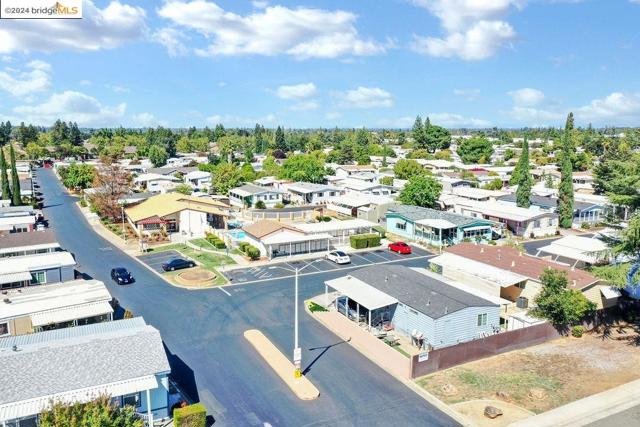 Image 3 of 28 For 103 Countess Way