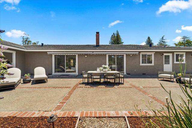 14139 Taos Drive, Saratoga CA: https://media.crmls.org/mediaz/f944a2c7-65c6-4a38-be35-f8ae1e0fddf1.jpg