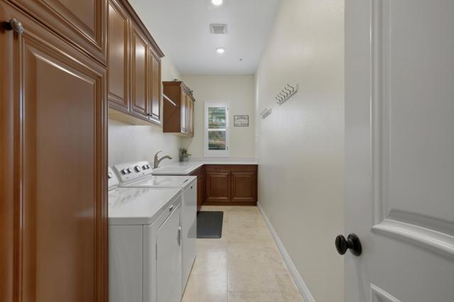 54665 Sea Hero Circle, La Quinta CA: https://media.crmls.org/mediaz/f9451ae4-61f5-4244-897f-1f3e934cb246.jpg