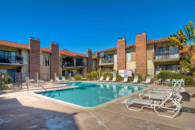 Detail Gallery Image 48 of 49 For 1915 Estrella De Mar Ct #C,  Carlsbad,  CA 92009 - 2 Beds | 2/1 Baths