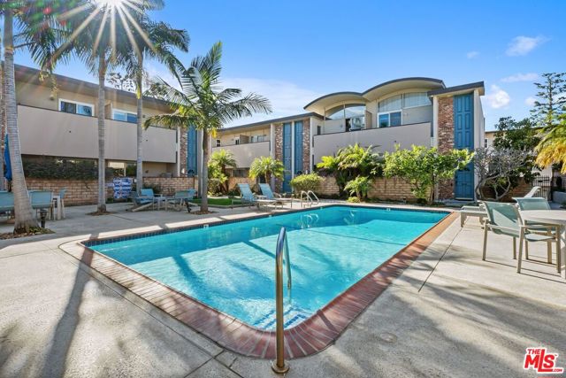 4716 La Villa Marina, C photo 35