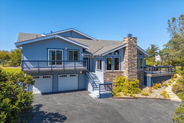 24805 Corte Poco, Salinas CA: https://media.crmls.org/mediaz/f94710d9-a82c-4d6b-8ed3-2ac14efba23d.jpg