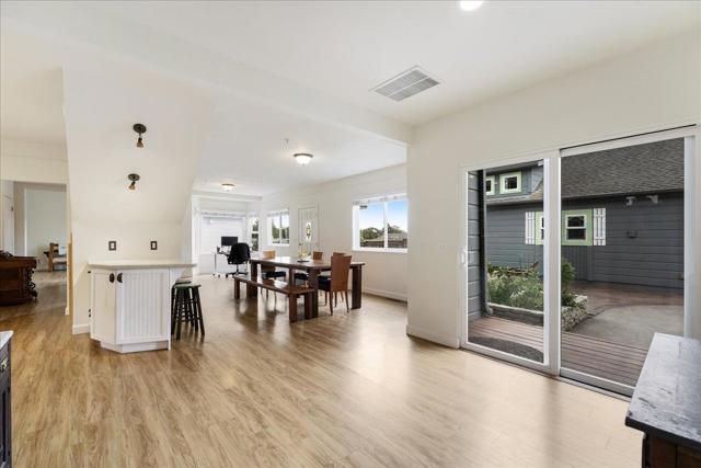 334 Park Way, Santa Cruz CA: https://media.crmls.org/mediaz/f947446e-53a1-470a-8d69-44c152c63b6c.jpg