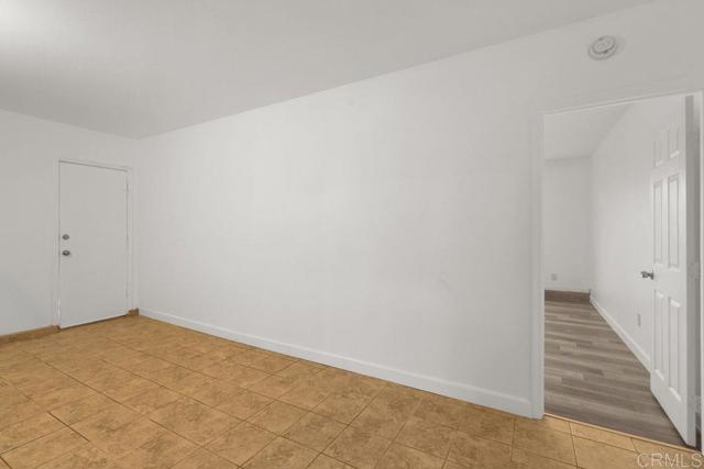 Detail Gallery Image 30 of 49 For 7112 Skyline Dr, San Diego,  CA 92114 - 4 Beds | 2 Baths