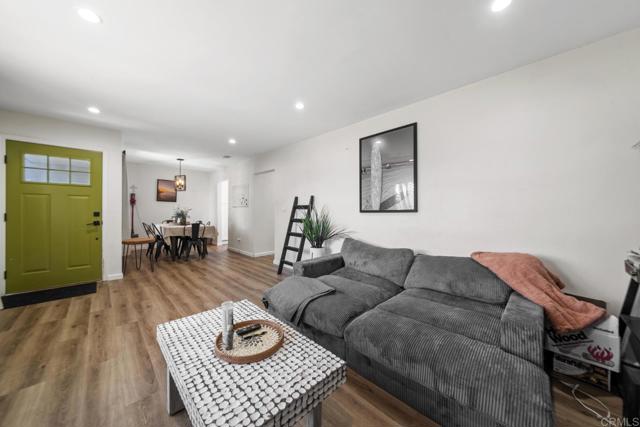 Image 6 of 34 For 2330 Di Foss Street