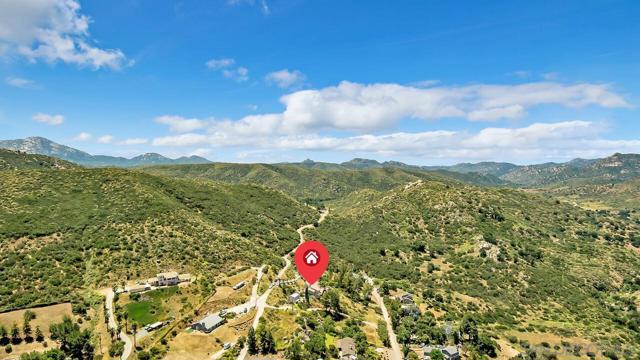22318 Casa De Carol, Ramona CA: https://media.crmls.org/mediaz/f94afa45-e853-42d6-92ce-0939cba8f6d7.jpg