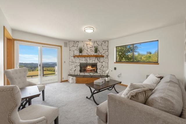 21006 Bear Creek Road, Los Gatos CA: https://media.crmls.org/mediaz/f94b6094-b306-410f-8064-090ae835e029.jpg