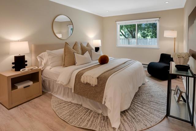 1070 Mercedes Avenue, Los Altos CA: https://media.crmls.org/mediaz/f94b8a21-3f13-4a98-a9e3-533cf8f63d89.jpg