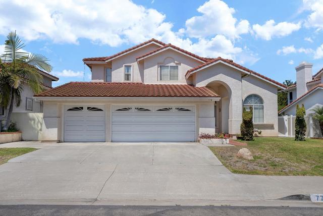 778 Avenida De La Barca, Chula Vista CA: https://media.crmls.org/mediaz/f94c70b7-0ad7-44d1-93e0-76c862786e28.jpg