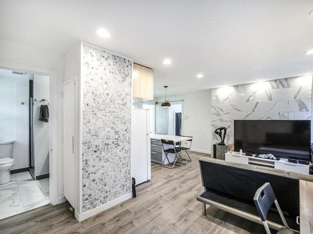 507 Market Street, Santa Cruz CA: https://media.crmls.org/mediaz/f94cc45e-78c5-4448-8941-10a4cf224dcd.jpg