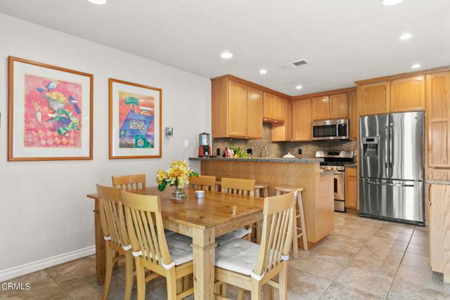 Dining room off kitchen