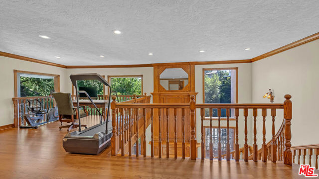 1242 Angelo Drive photo 28