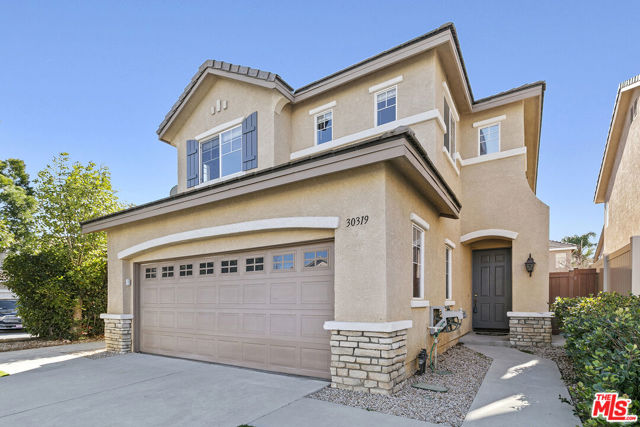 30319 Cedar Oak Lane, Castaic CA: https://media.crmls.org/mediaz/f94eadf0-ba30-4ff1-8620-064fc16be5a7.jpg