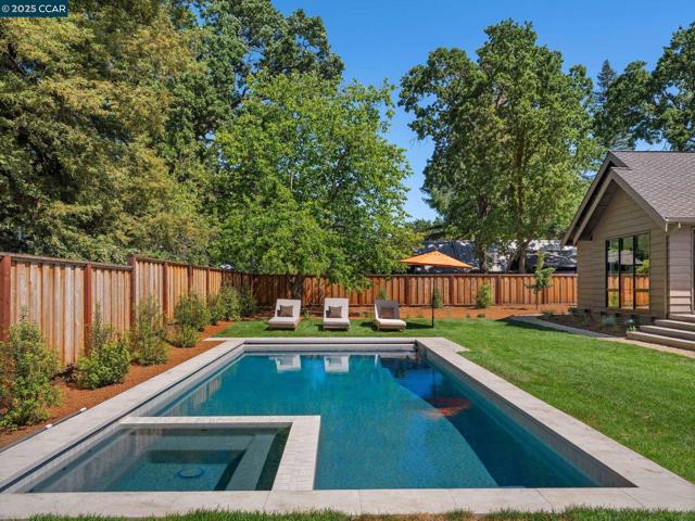 3364 Las Huertas Rd, Lafayette CA: https://media.crmls.org/mediaz/f94f60b9-da4a-4b15-8b4a-e08b360a3e79.jpg