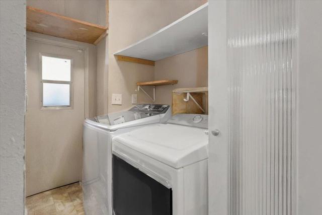 20 Russell Rd Street, Salinas CA: https://media.crmls.org/mediaz/f94f95e8-9cec-4b13-b226-c9a22d0141a7.jpg