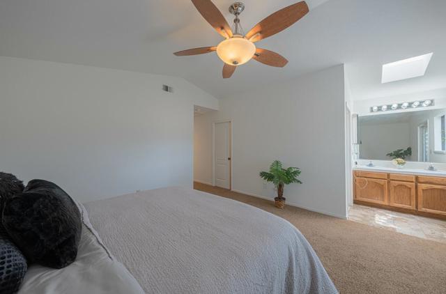 46480 Pine Meadow Place, King City CA: https://media.crmls.org/mediaz/f950693c-8e9d-4490-b0e4-31b0d0b040c5.jpg