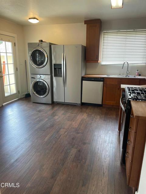 708 N Catalina Avenue, Pasadena CA: https://media.crmls.org/mediaz/f95127b2-ef81-46c7-a5da-a3b5925128ed.jpg