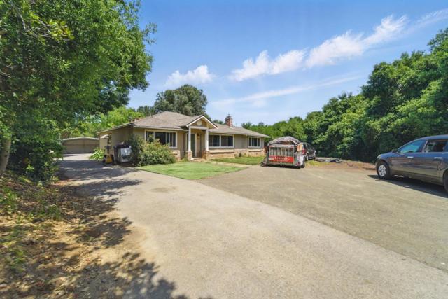 14111 Chester Avenue, Saratoga CA: https://media.crmls.org/mediaz/f9513d13-8673-4e98-b5b0-9a2f165c371c.jpg