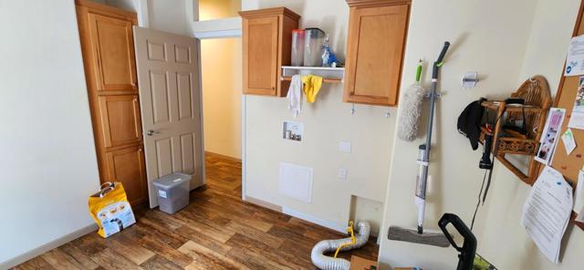 347 Carmel Avenue, Marina CA: https://media.crmls.org/mediaz/f9515ab7-1021-486a-a407-0b4e97dd0305.jpg