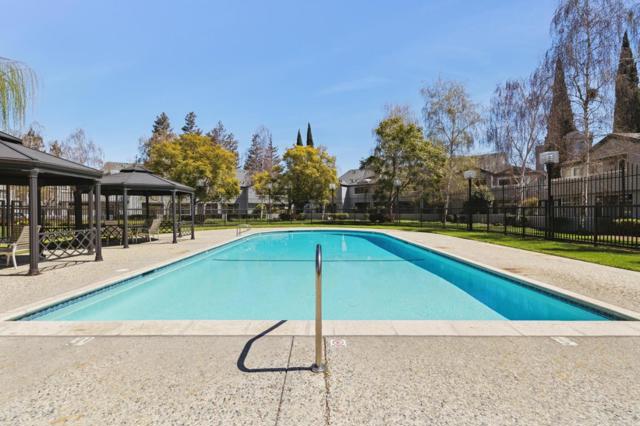 1612 Parkview Green Circle, San Jose CA: https://media.crmls.org/mediaz/f951845b-b8ee-4d66-8809-3e9c0eb98057.jpg