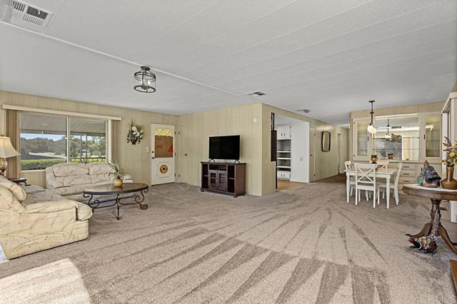 Detail Gallery Image 9 of 36 For 18218 Paradise Mountain Rd Spc 129 #SPACE 129,  Valley Center,  CA 92082 - 2 Beds | 2 Baths