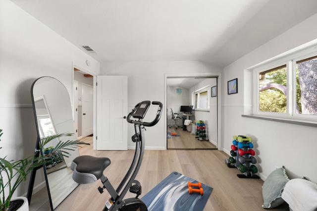 1670 Whitham Avenue, Los Altos CA: https://media.crmls.org/mediaz/f951bf76-0f75-4a0d-96ce-8d1b3e6b3bb0.jpg