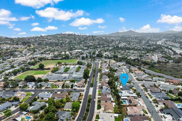 6186 Capri, San Diego CA: https://media.crmls.org/mediaz/f951db86-62a8-4160-88fe-1d28951282d3.jpg