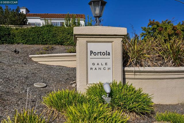 2120 Goldenrod Lane, San Ramon CA: https://media.crmls.org/mediaz/f9557cbf-049c-4601-af74-29e7b0523fb3.jpg