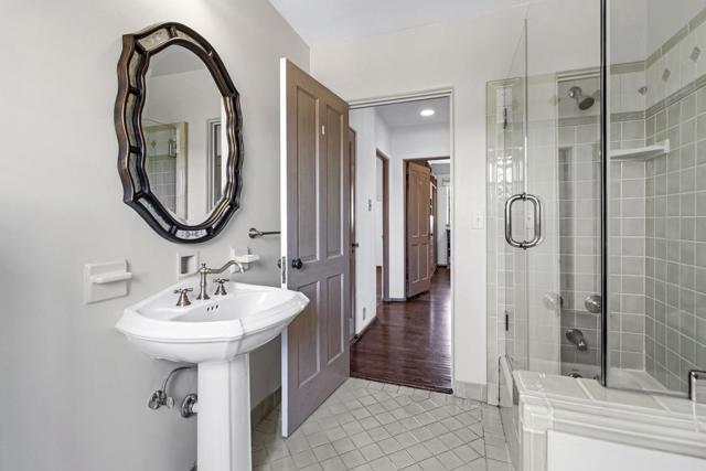 8 Los Laureles Avenue, Salinas CA: https://media.crmls.org/mediaz/f955d6fb-fc83-43da-8825-2a5a8bbaebd9.jpg