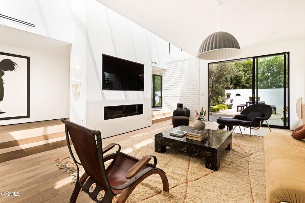 11210 Briarcliff LaneStudio City img 23