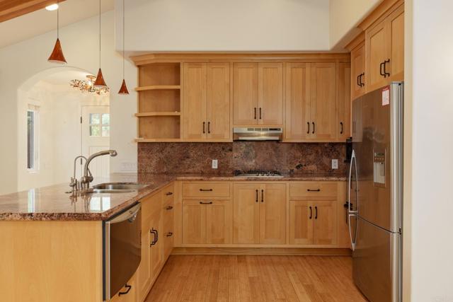 Detail Gallery Image 39 of 64 For 398 Aliso St, Ventura,  CA 93001 - 4 Beds | 3/1 Baths