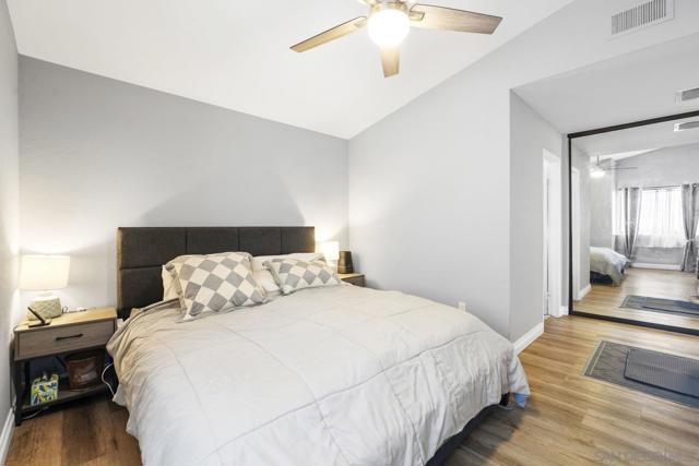 9997 Paseo Montril, San Diego CA: https://media.crmls.org/mediaz/f957fdc5-ebc9-4d30-bf1e-7a2b5071c328.jpg