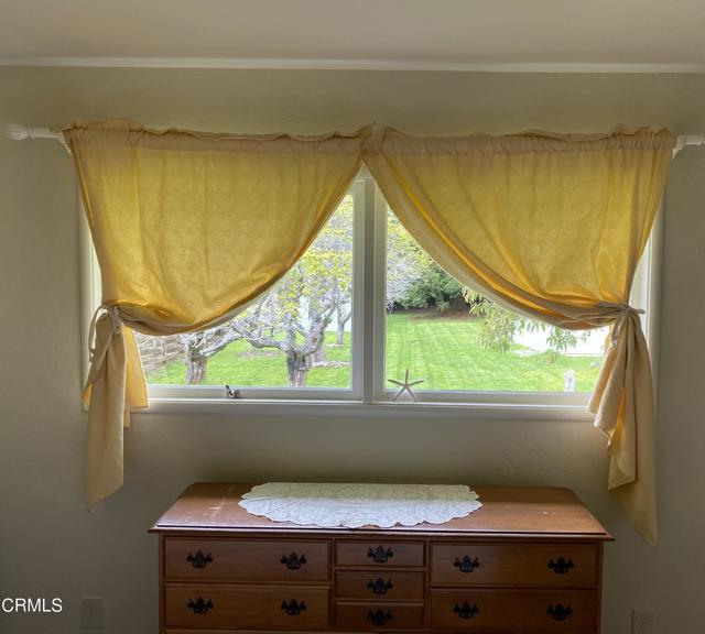 31400 Sherwood Road, Fort Bragg CA: https://media.crmls.org/mediaz/f9580d50-e27f-46f2-9259-688fed268222.jpg