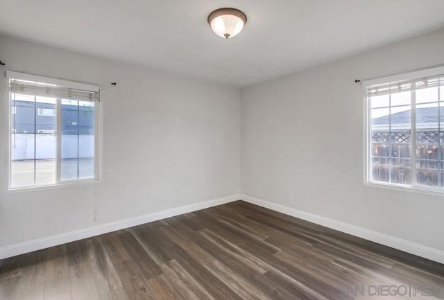 6327 Newsome Dr, San Diego CA: https://media.crmls.org/mediaz/f959667a-dea7-44bb-b0e5-1001898be3a3.jpg