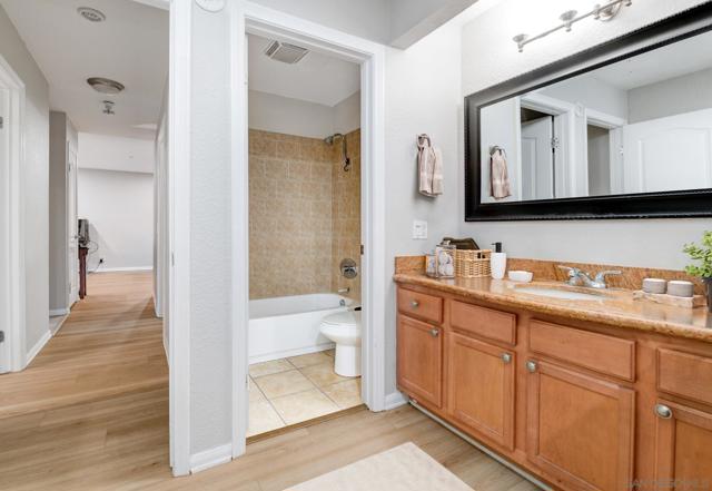 615 Fredricks Ave, Oceanside CA: https://media.crmls.org/mediaz/f9598a9e-8ef9-42c0-a92f-113a18086fec.jpg