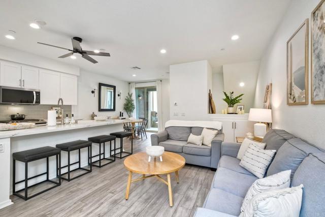 1201 Via Lucero, Oceanside CA: https://media.crmls.org/mediaz/f959e04f-dab2-4485-a9f7-da2c6a92ff4b.jpg