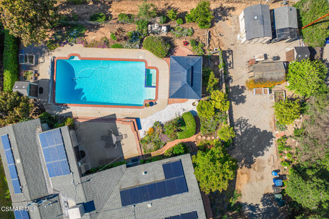 1585 Loma Drive, Ojai CA: https://media.crmls.org/mediaz/f95a0681-c0a0-4725-9e0e-5235015a68ba.jpg