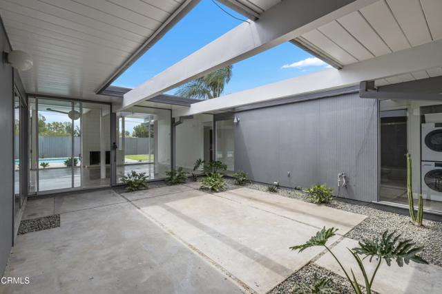 3832 E Casselle Avenue, Orange CA: https://media.crmls.org/mediaz/f95be26a-f3a4-42c2-8f3d-8d9f662a2d77.jpg