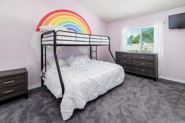 31061 Via Gilberto, Temecula CA: https://media.crmls.org/mediaz/f95bed0a-584f-4388-8332-b73fcbb1a050.jpg