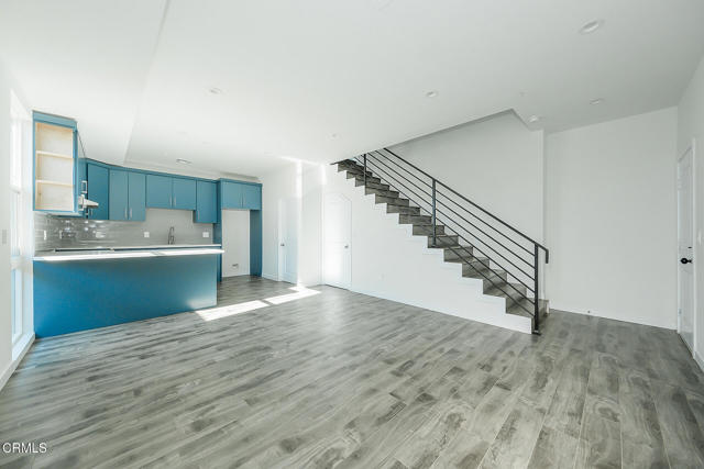 Detail Gallery Image 5 of 18 For 668 Keenan Ave, Los Angeles,  CA 90022 - – Beds | – Baths